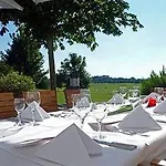 Отель Waldsee Golf-resort