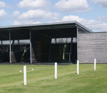 酒店 Waldsee Golf-resort 4*