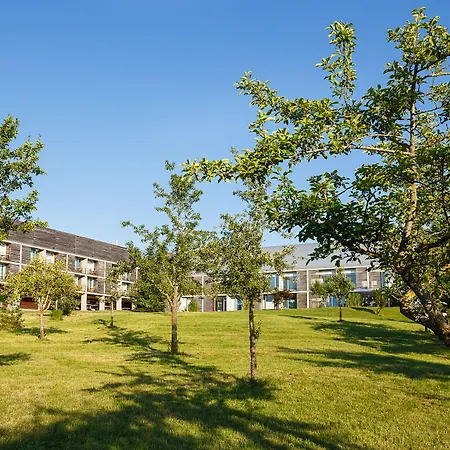 Waldsee Golf-resort Hotel