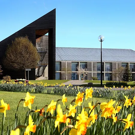 Waldsee Golf-resort 酒店